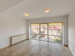 Drumul Sarii, C-tin Marinescu, spatiu birou, statia metrou Orizont la 700 m